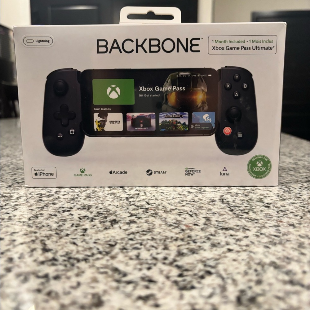 One Black Mobile Gaming Controller for iPhone